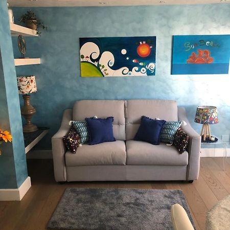 לידו די אוסטיה E&C Suites Roma מראה חיצוני תמונה