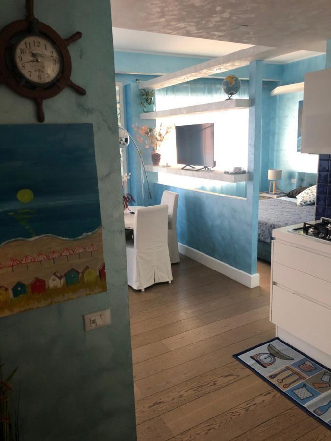 לידו די אוסטיה E&C Suites Roma מראה חיצוני תמונה